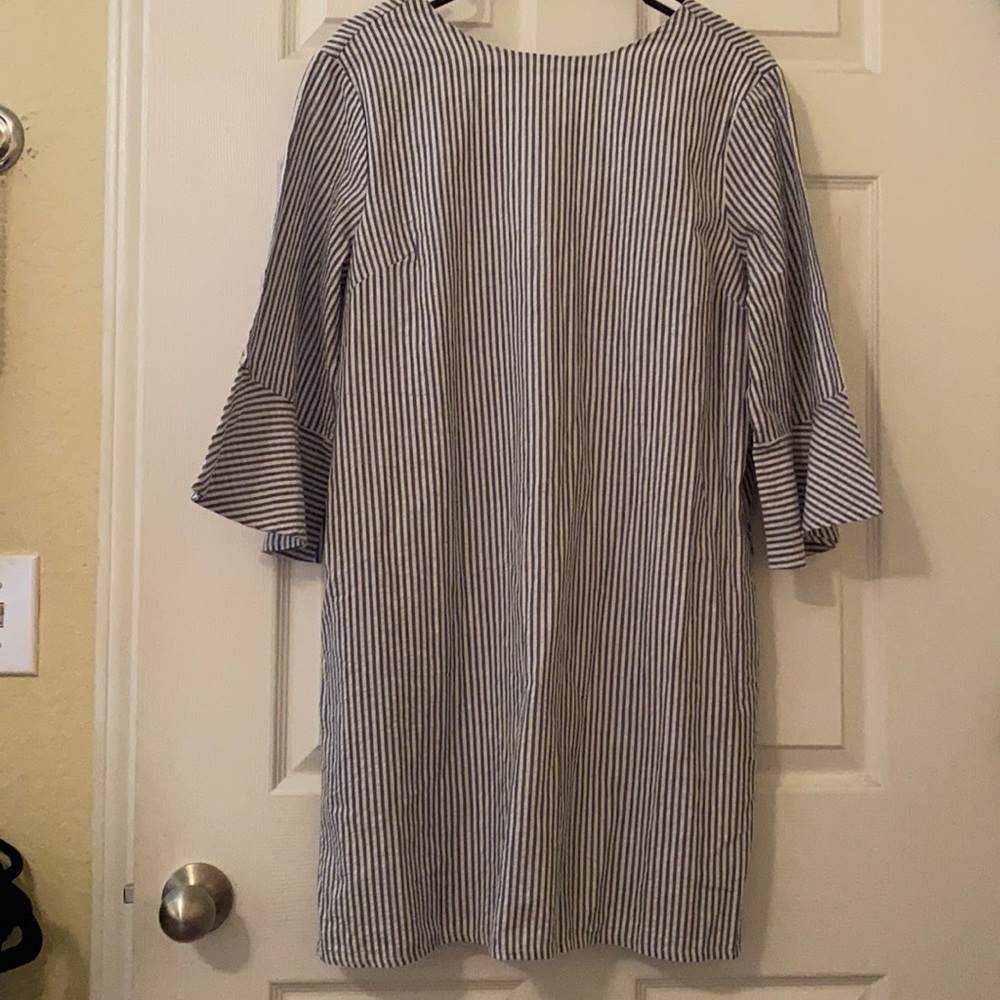 Seersucker long sleeve dress